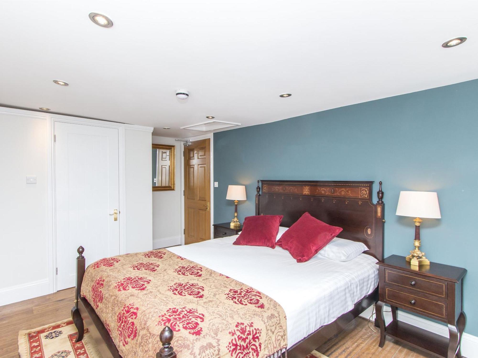 3 Berkeley Square Guesthouse Bristol Bilik gambar